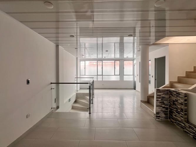 Oficina en arriendo en Las Quintas, Tunja, 112 m² · foto 2 de 14