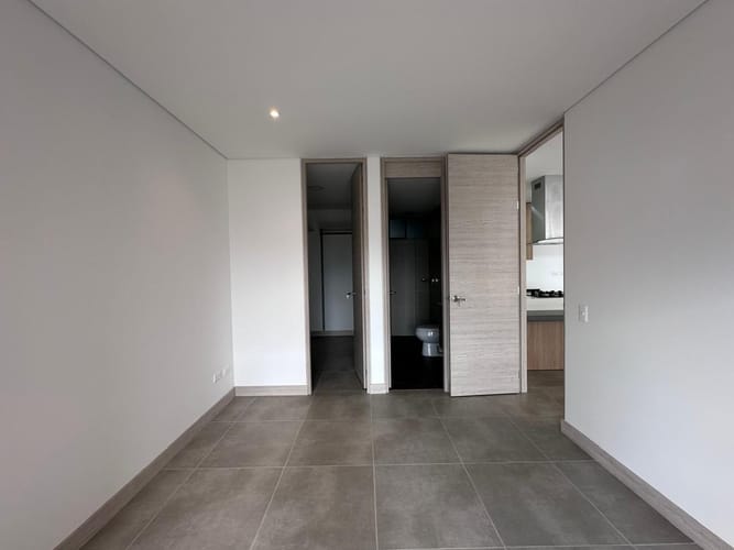 Apartamento de 2 alcobas en arriendo en Oviedo, Medellín, 90 m² · foto 10 de 16