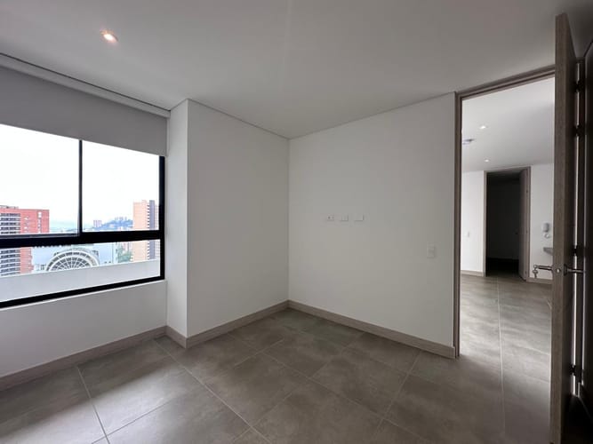Apartamento de 2 alcobas en arriendo en Oviedo, Medellín, 90 m² · foto 14 de 16