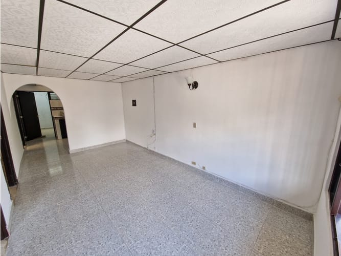 Casa de 3 alcobas en venta en Los Quindos, Armenia, 66 m² · foto 2 de 23