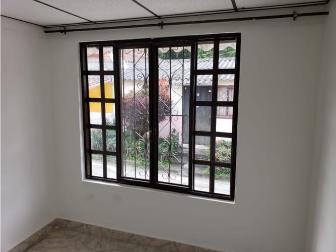 Casa de 3 alcobas en venta en Los Quindos, Armenia, 66 m² · foto 3 de 23