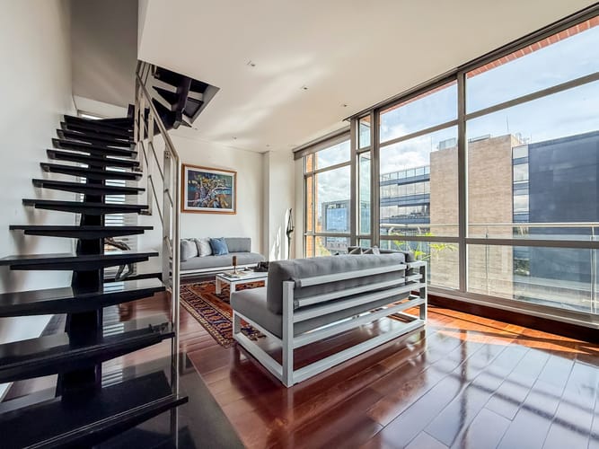 Apartamento de 2 alcobas en arriendo en Chicó Reservado, Bogotá, 220 m² · foto 2 de 21