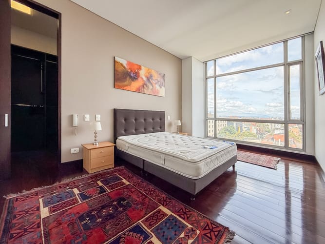 Apartamento de 2 alcobas en arriendo en Chicó Reservado, Bogotá, 220 m² · foto 14 de 21