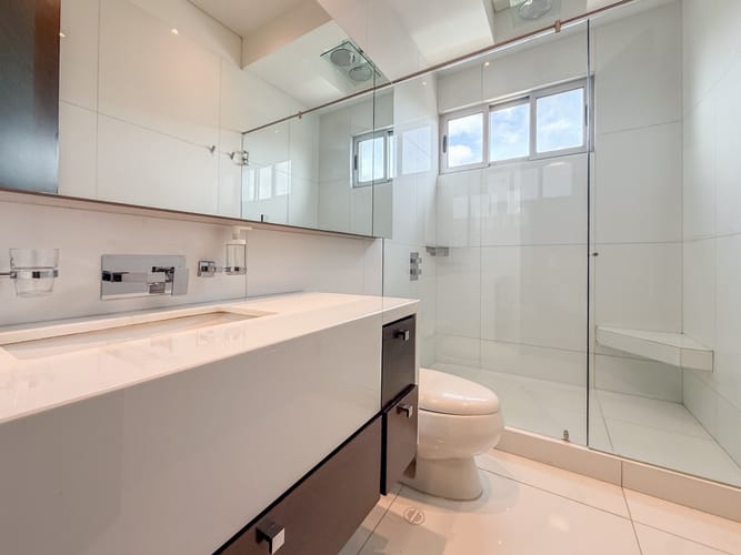 Apartamento de 2 alcobas en arriendo en Chicó Reservado, Bogotá, 220 m² · foto 17 de 21