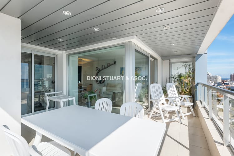 APARTAMENTO EN ALQUILER DE ANUAL O INVERNAL - 2 DORMITORIOS -EN PUNTA DEL ESTE - 2 DORMITORIOS - EDIFICIO ART BOULEVARD - TODOS LOS AMENITIES · Photo 8