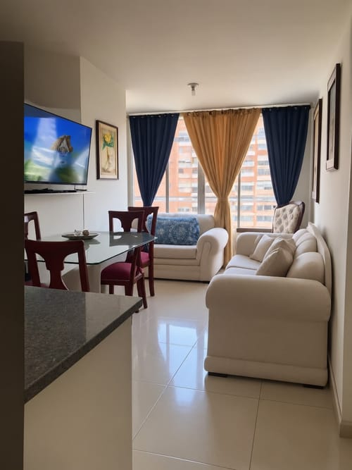 Apartamento en venta en Villemar Fontibon, Bogotá · foto 2 de 13