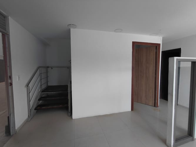 Bodega en arriendo en Caribe Verde, Barranquilla, 800 m² · foto 9 de 24