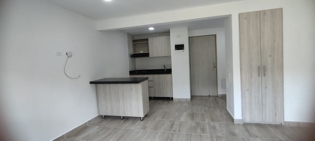 3BR Apartment in Niquia (66 m²) - 3