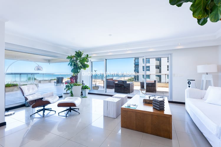 TORRE LOBOS ESQUINERO - 3 DORM EN SUITE + DEP. SERV · Photo 8