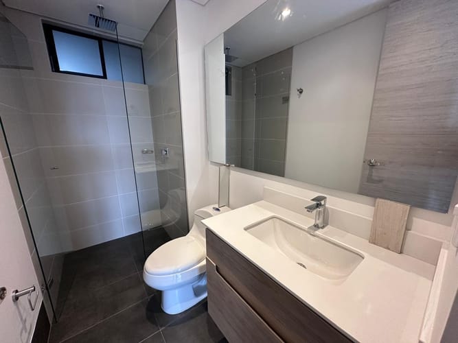 Apartamento de 2 alcobas en arriendo en El Poblado, Medellín, 90 m² · foto 15 de 16