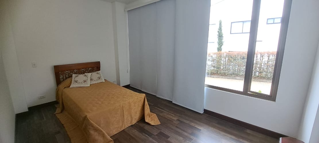 Casa de 4 alcobas en venta en Santa Elena, El Retiro, 281 m² · foto 4 de 15