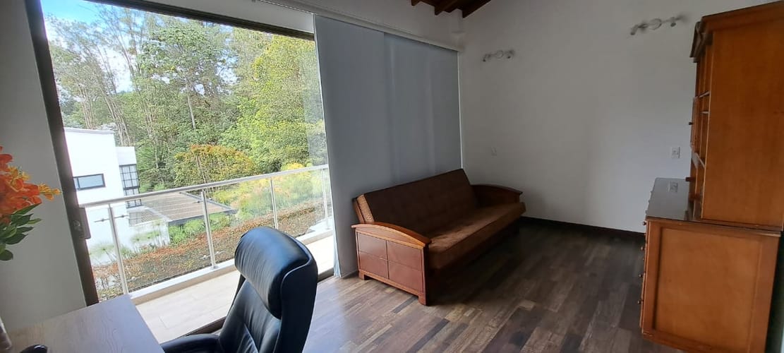 Casa de 4 alcobas en venta en Santa Elena, El Retiro, 281 m² · foto 5 de 15