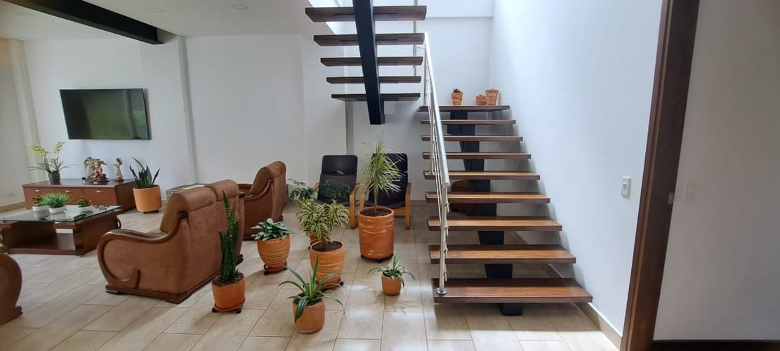 Casa de 4 alcobas en venta en Santa Elena, El Retiro, 281 m² · foto 14 de 15