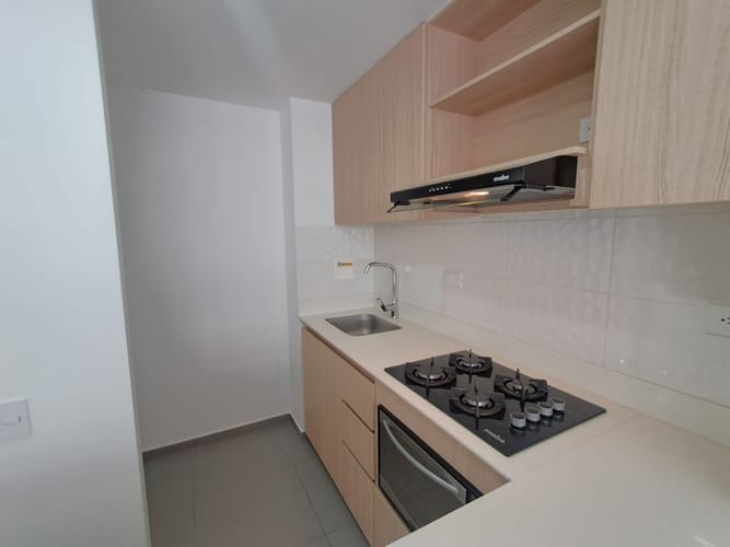Apartamento en arriendo en Belén, Medellín · foto 7 de 14