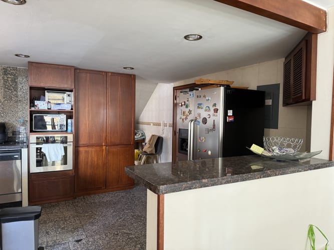 Apartamento de 4 alcobas en venta en El Refugio I, Bogotá, 273 m² · foto 9 de 24