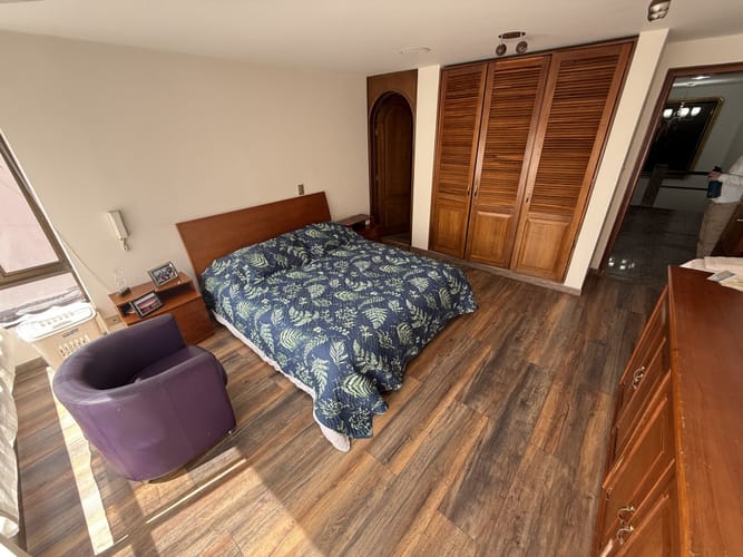 Apartamento de 4 alcobas en venta en El Refugio I, Bogotá, 273 m² · foto 14 de 24