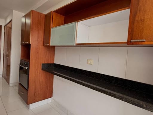 Apartamento de 3 alcobas en venta en La Tomatera, Medellín, 186 m² · foto 10 de 19