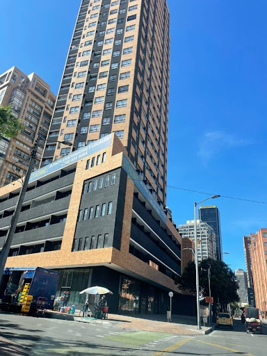 Apartamento en venta en Centro Internacional, Bogotá · foto 2 de 24
