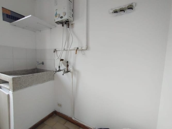 Apartamento en venta en Granizal, Medellín · foto 6 de 16