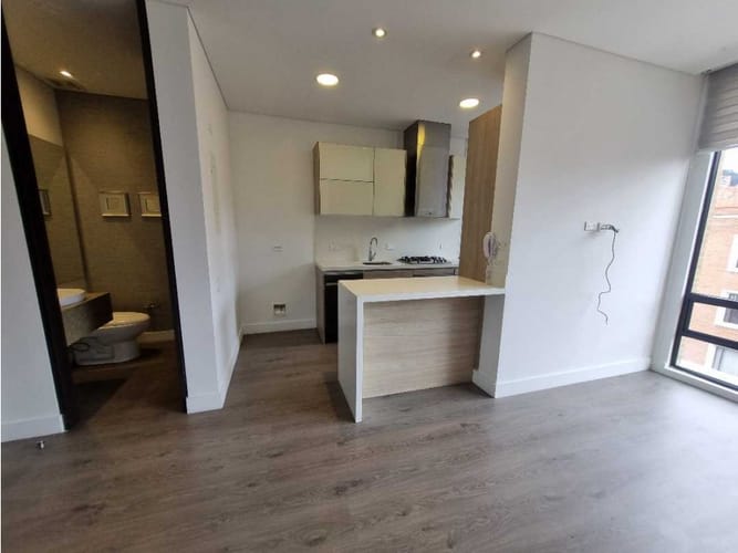 Apartamento de 2 alcobas en venta en Chicó Reservado, Bogotá, 73 m² · foto 5 de 24