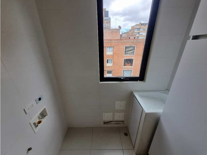 Apartamento de 2 alcobas en venta en Chicó Reservado, Bogotá, 73 m² · foto 9 de 24