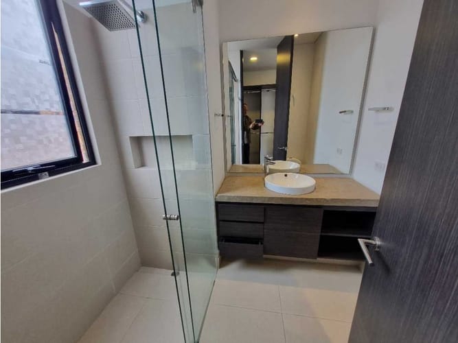 Apartamento de 2 alcobas en venta en Chicó Reservado, Bogotá, 73 m² · foto 18 de 24