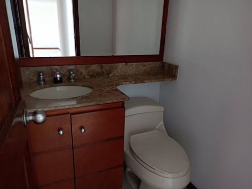 Apartamento en arriendo en La Tomatera, Medellín · foto 16 de 23