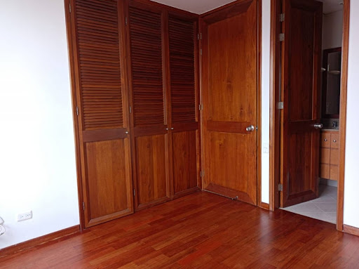Apartamento en arriendo en La Tomatera, Medellín · foto 18 de 23