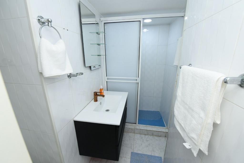Apartamento en venta en El Laguito, Cartagena · foto 7 de 8