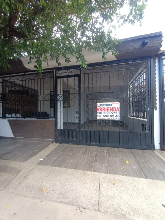 Casa en Arriendo en Prados del Este, Cúcuta en arriendo en Prados Del Este
