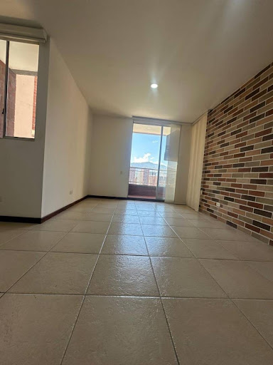 Apartamento en arriendo en Castropol, Medellín · foto 5 de 21
