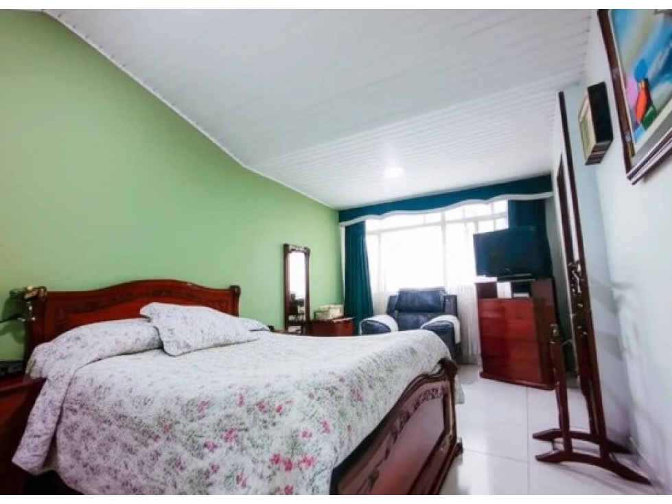 Casa en venta en Villa Luz, Bogotá · foto 13 de 18