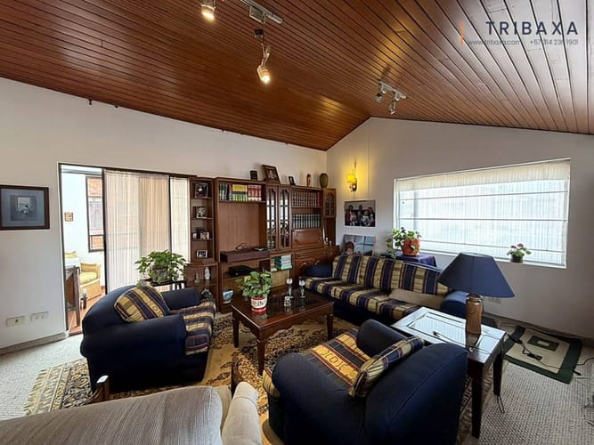 Apartamento de 3 alcobas en venta en La Carolina, Bogotá, 177 m² · foto 12 de 14