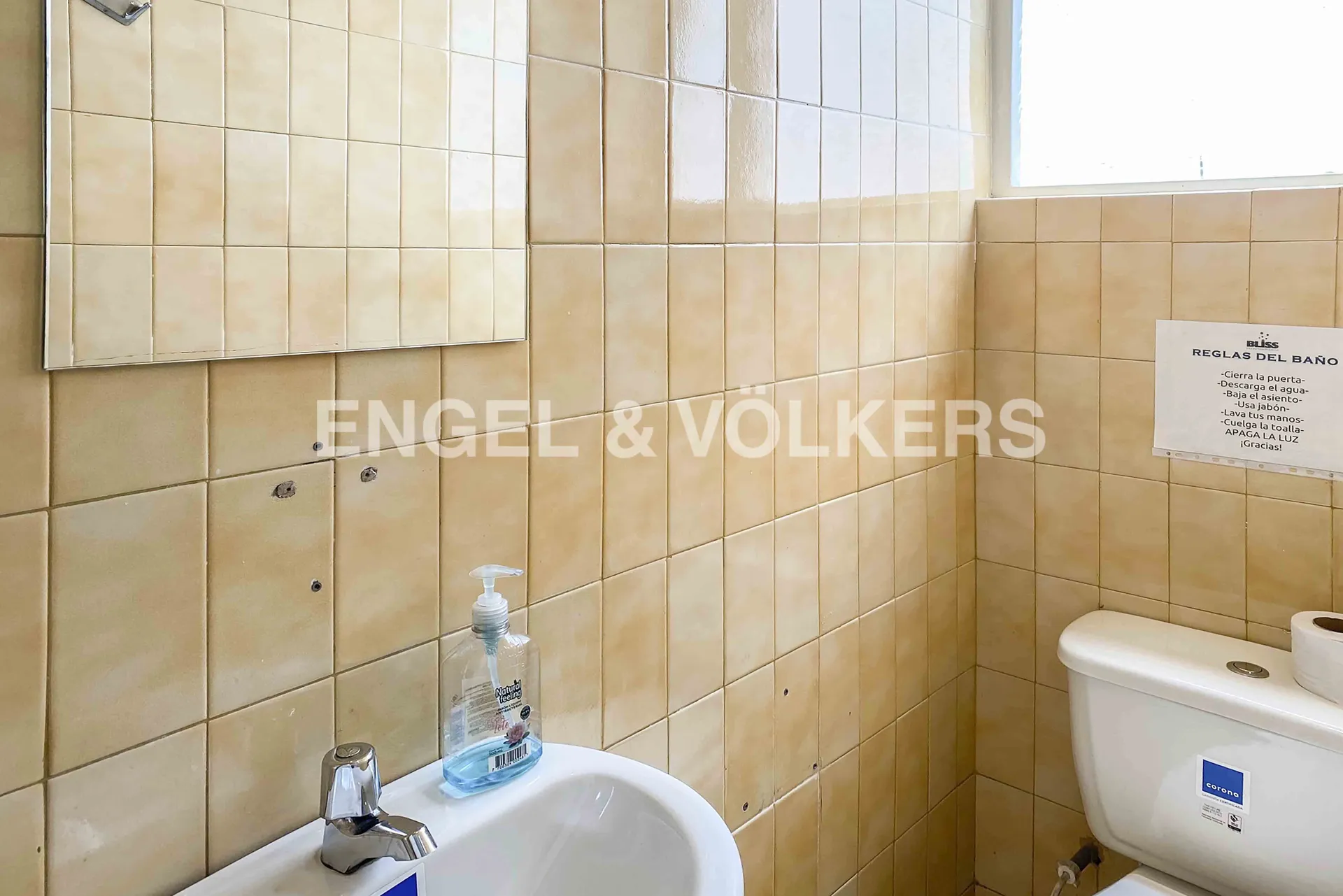 Casa en venta en Santa Barbara, Bogotá · foto 4 de 9