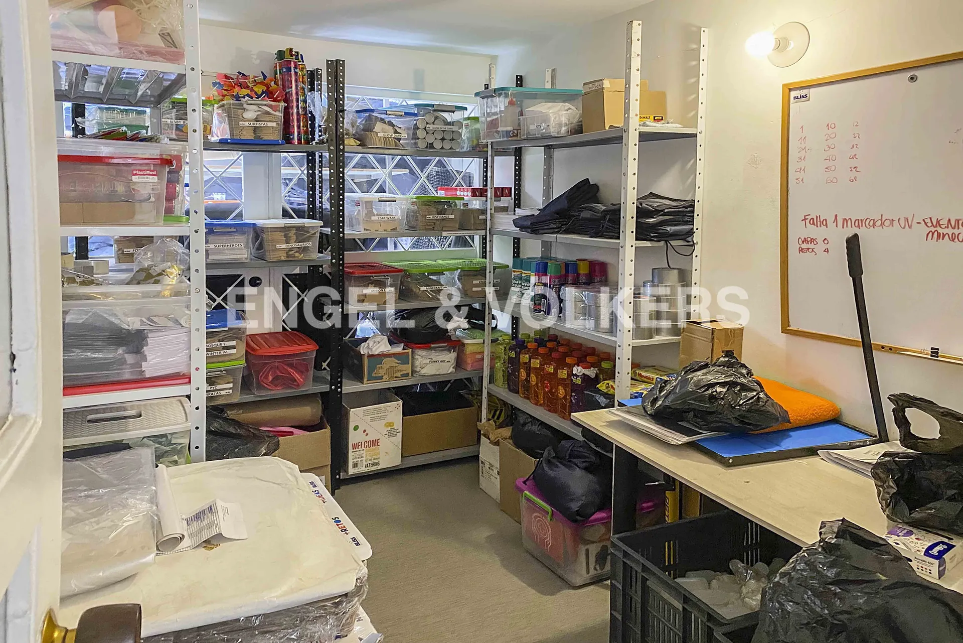 Casa en venta en Santa Barbara, Bogotá · foto 2 de 9