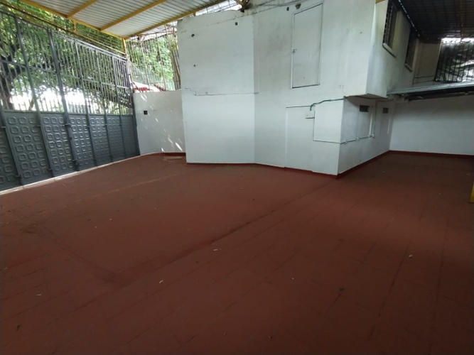 Local en arriendo en Lleras Restrepo, Cúcuta, 190 m² · foto 2 de 5
