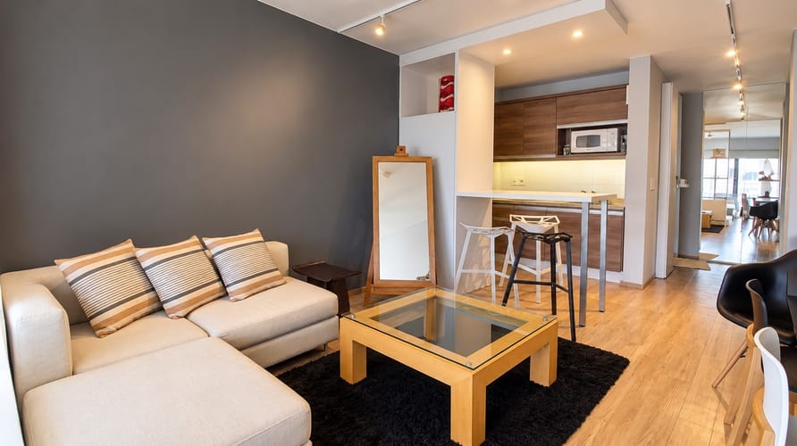 PUNTA CARRETAS – ALQUILER MONOAMBIENTE FINAMENTE AMUEBLADO CON TERRAZA · Photo 5