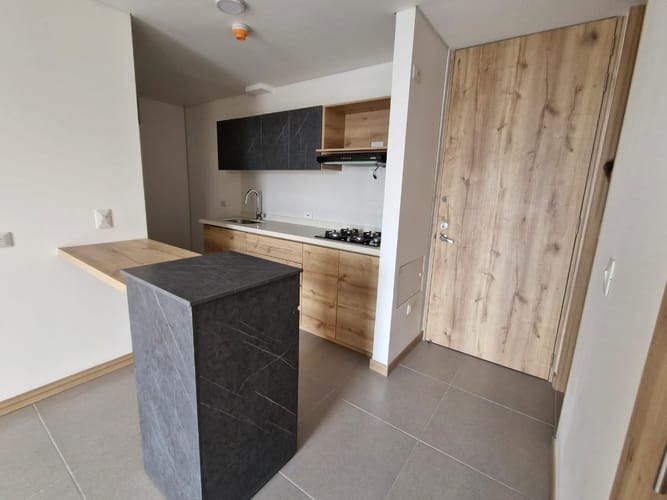 Apartaestudio en venta en Pinares, Pereira, 51 m² · foto 7 de 15