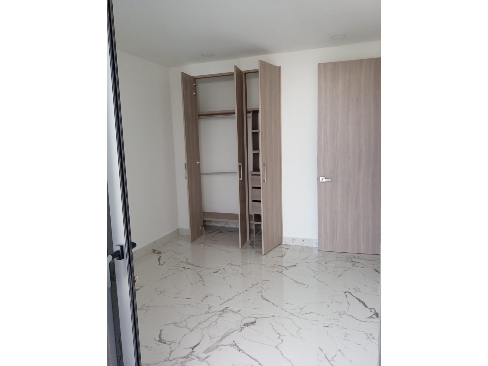 Apartamento en venta en Manga, Cartagena · foto 2 de 10