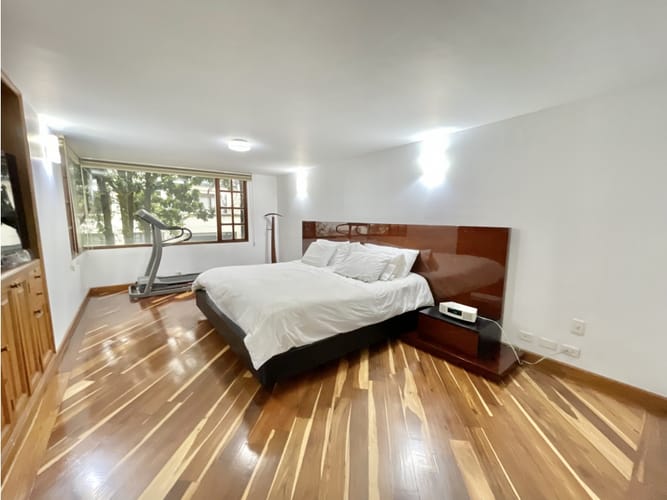 Casa de 4 alcobas en venta en Niza, Bogotá, 223 m² · foto 11 de 24