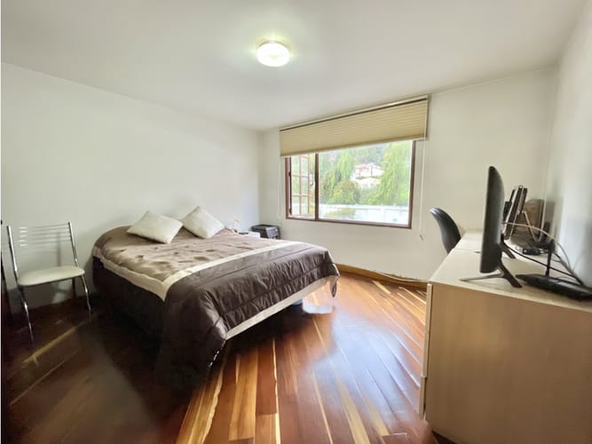 Casa de 4 alcobas en venta en Niza, Bogotá, 223 m² · foto 17 de 24