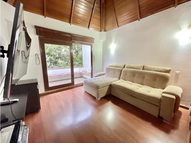Casa de 4 alcobas en venta en Niza, Bogotá, 223 m² · foto 18 de 24