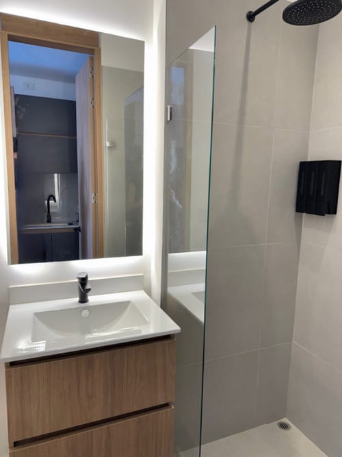 Apartaestudio en venta en Chico Norte, Bogotá, 17 m² · foto 9 de 12