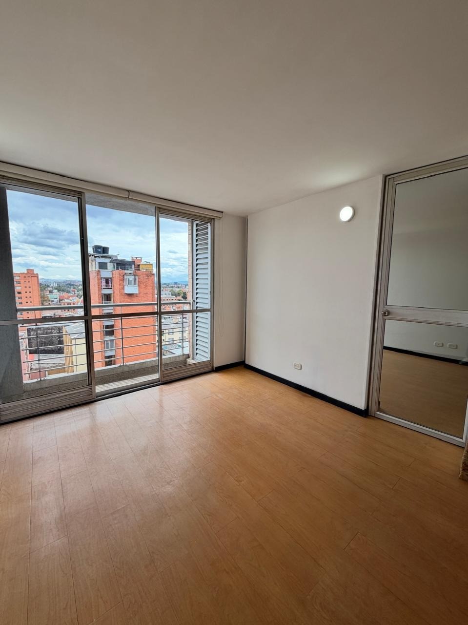 Apartamento en arriendo en Chapinero, Bogotá · foto 10 de 23