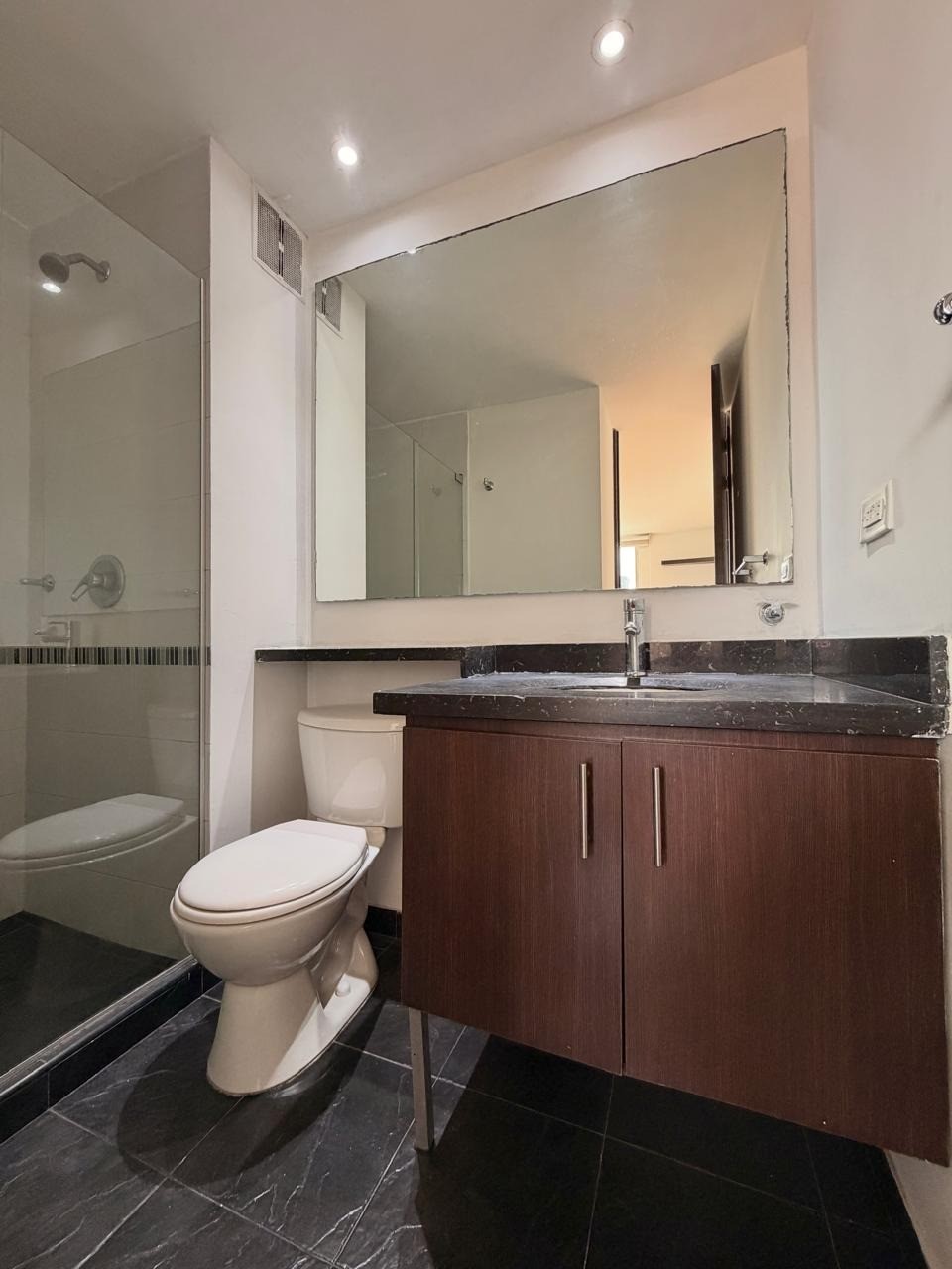Apartamento en arriendo en Chapinero, Bogotá · foto 16 de 23