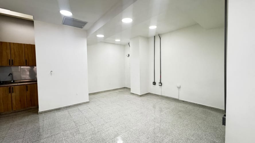 Local en arriendo en Las Acacias, Medellín, 229 m² · foto 6 de 12
