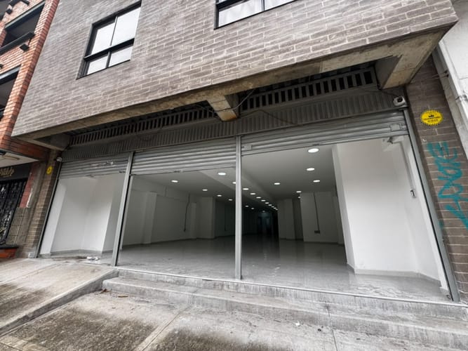 Local en arriendo en Las Acacias, Medellín, 229 m² · foto 7 de 12