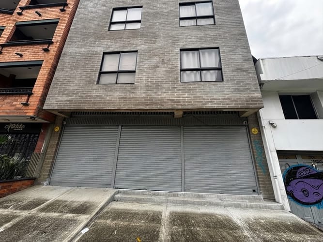 Local en arriendo en Las Acacias, Medellín, 229 m² · foto 8 de 12