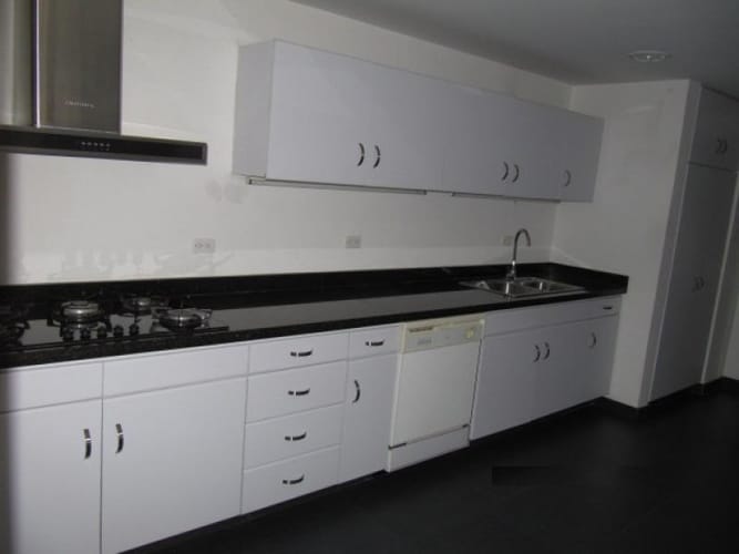 Apartamento en venta en Los Rosales, Bogotá · foto 12 de 18