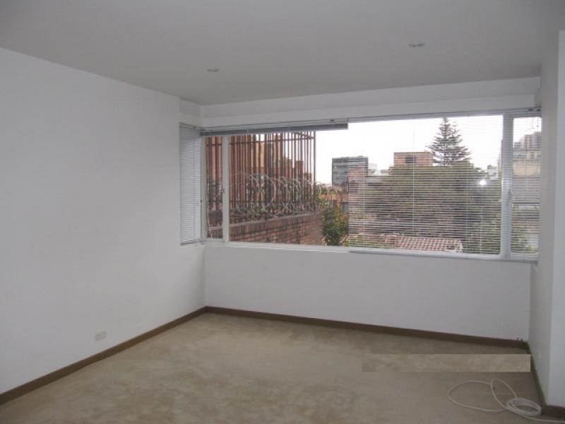 Apartamento en venta en Los Rosales, Bogotá · foto 15 de 18